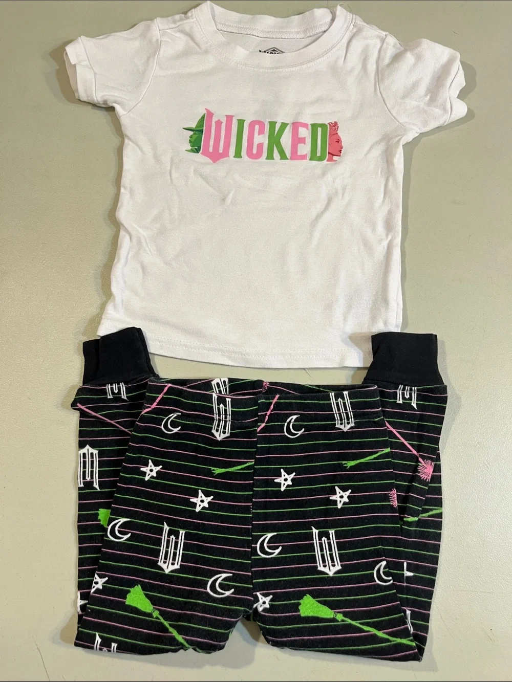 Girls White 'Wicked' Graphic Tee & Black Printed Pajama Set